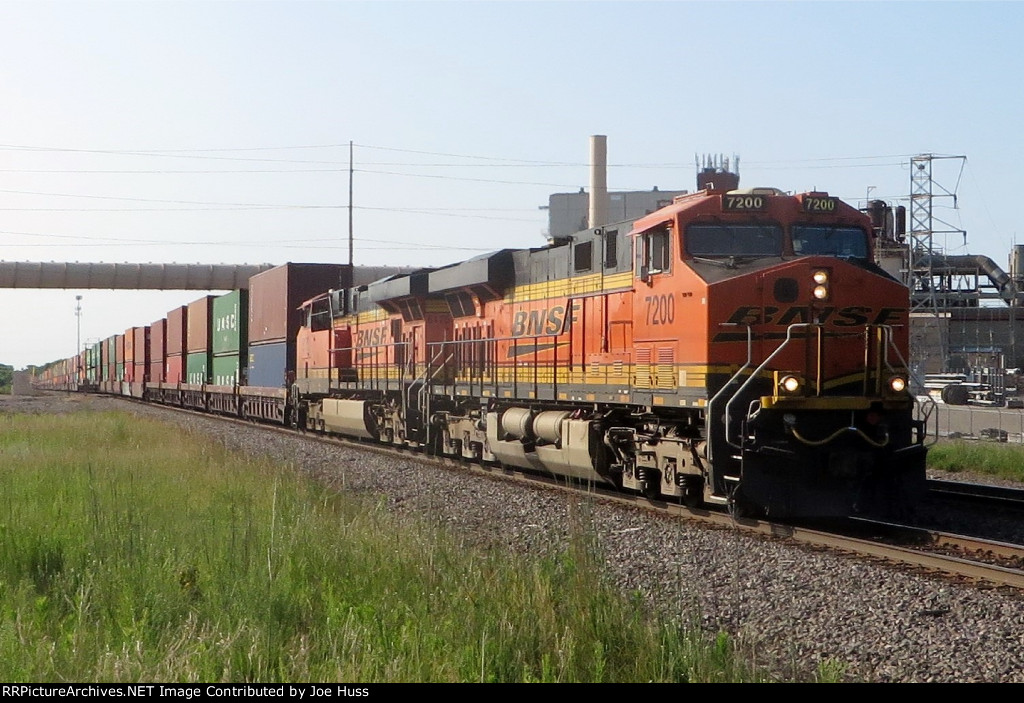 BNSF 7200 West